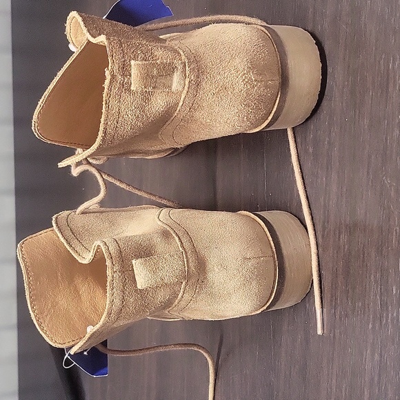 Lucky Brand Booties - Picture 7 of 9